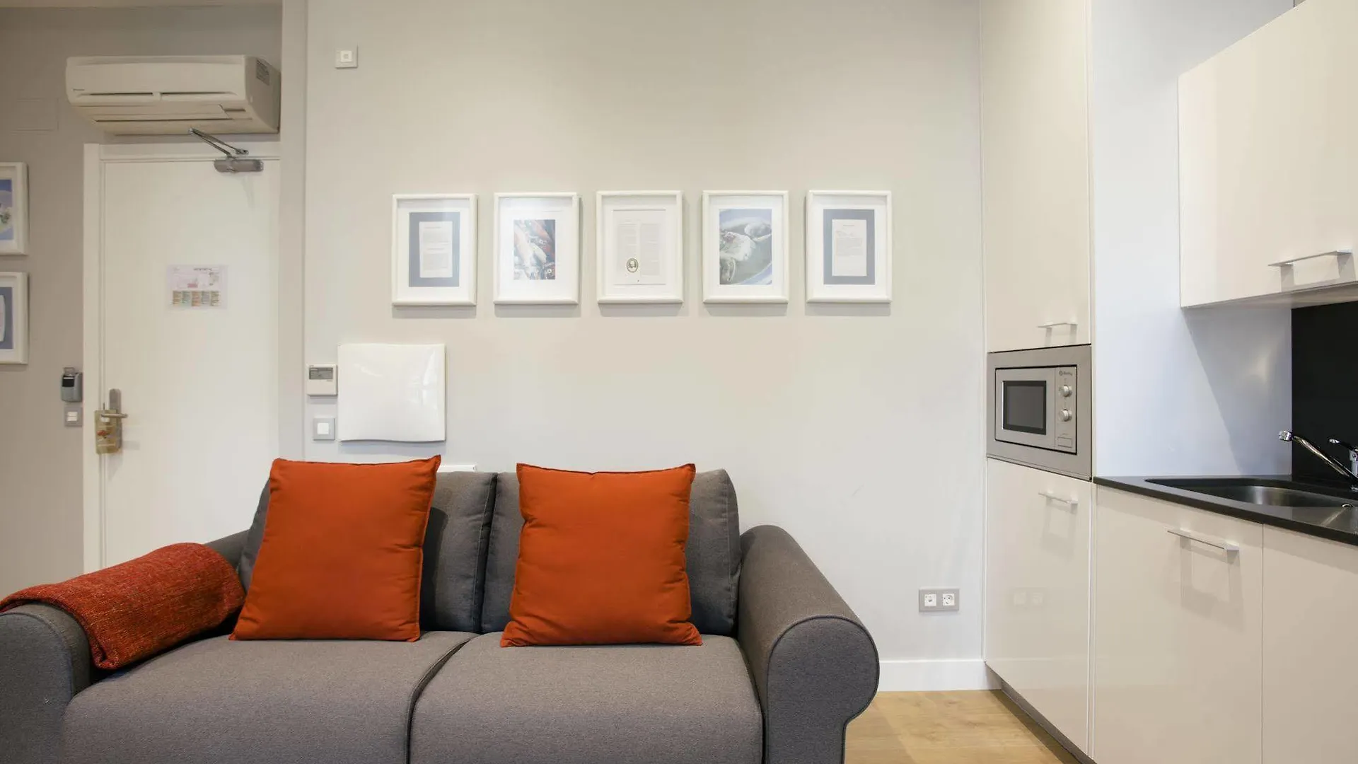 Legazpi Doce Rooms & Suites 산세바스티안 게스트하우스