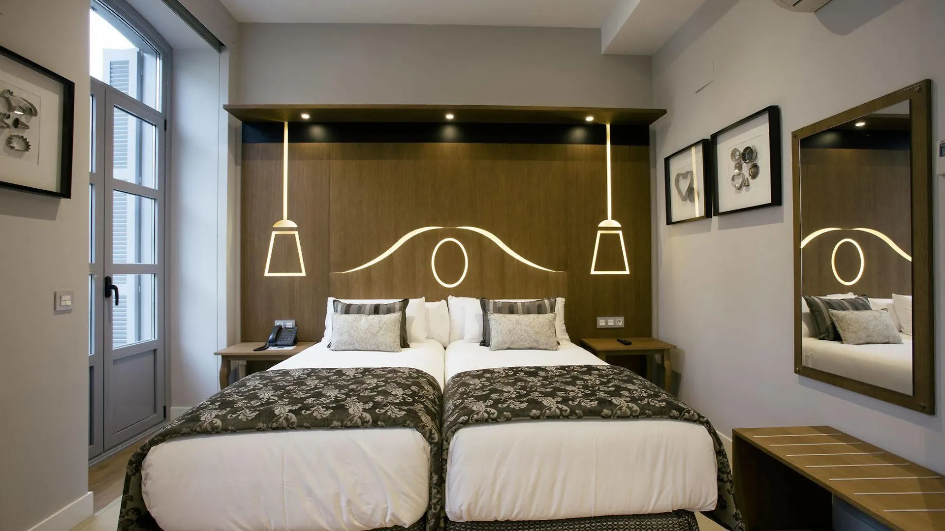 Legazpi Doce Rooms & Suites 산세바스티안 게스트하우스