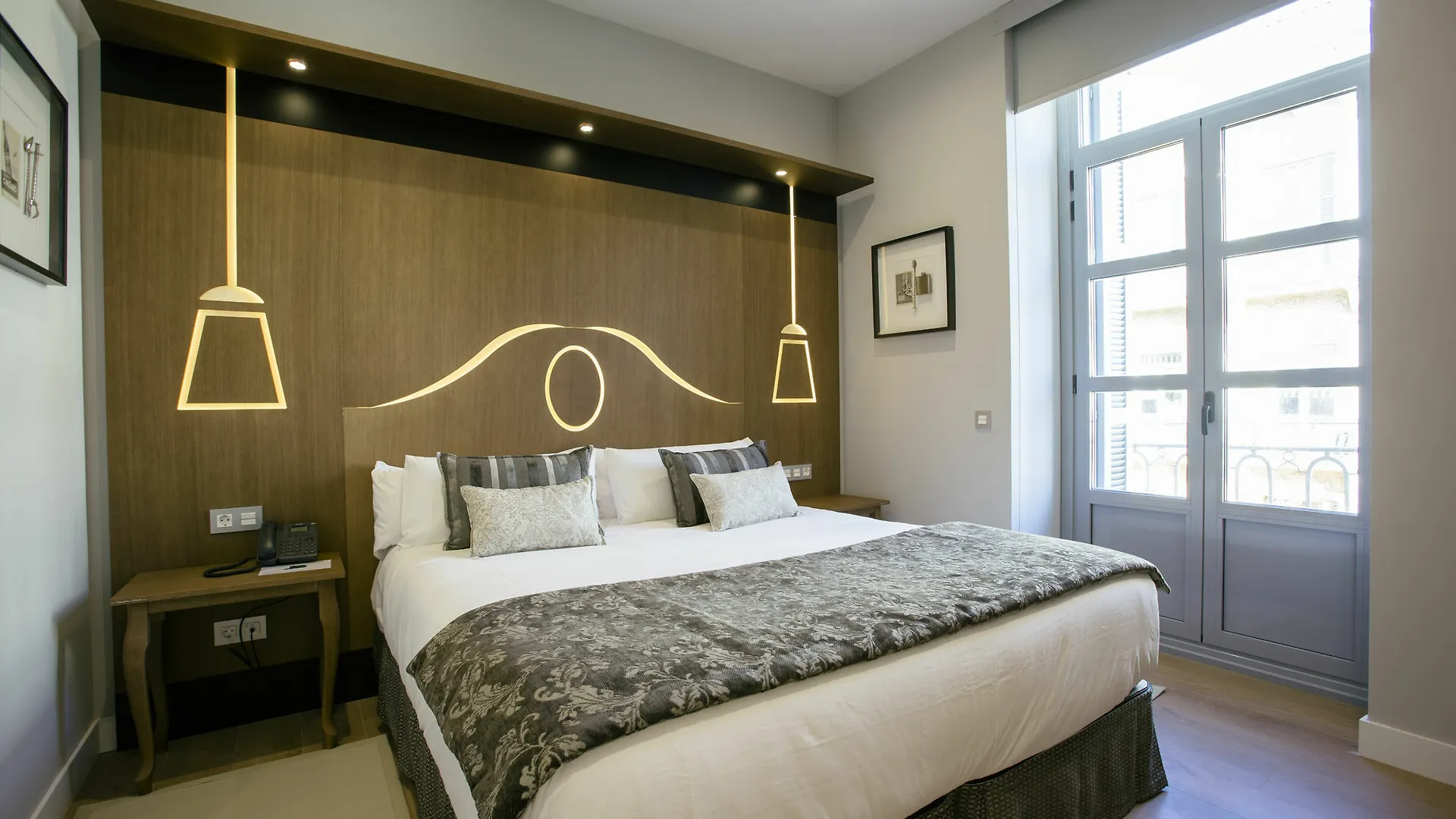 Legazpi Doce Rooms & Suites 산세바스티안 3*,